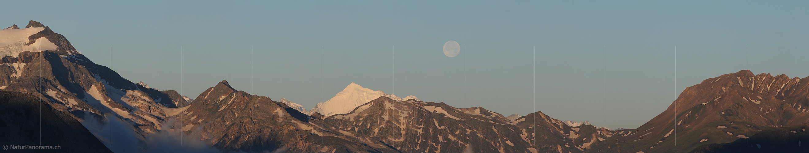 P003902: Panoramabild Morgenstimmung mit Weisshorn und Vollmond