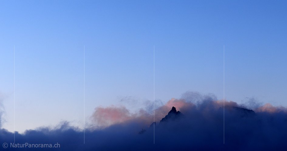 P004182: Panorama Morgenstimmung über dem Schinhornmassiv