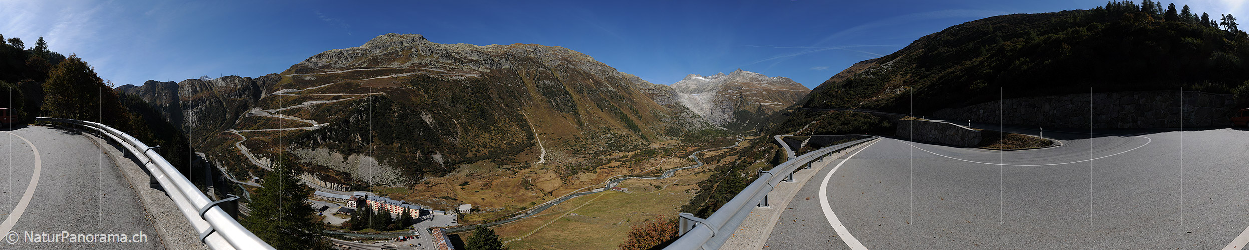 P004211: Grosspanoramabild Passstrasse