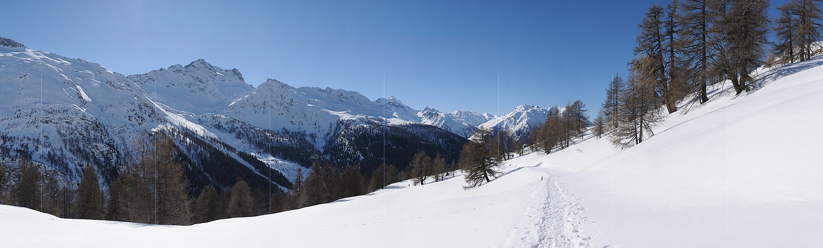 P004639: Gigapixel-Panorama Bergtal im Winter