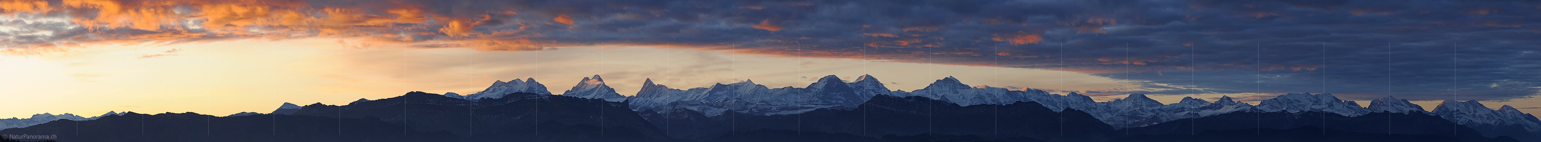 P005840: Panoramabild Alpenkette mit Morgenstimmung
