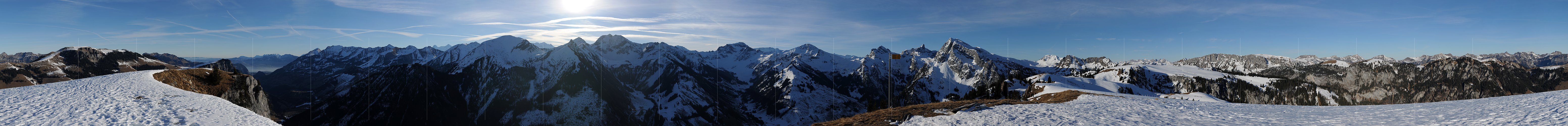 P007204: Panorama Diemtigtaler Skiberge vom Meniggrat