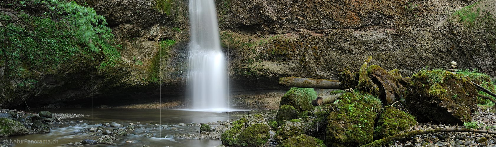P007552: Panoramabild Wasserfall vor Nagelfluh (Langzeitbelichtung)