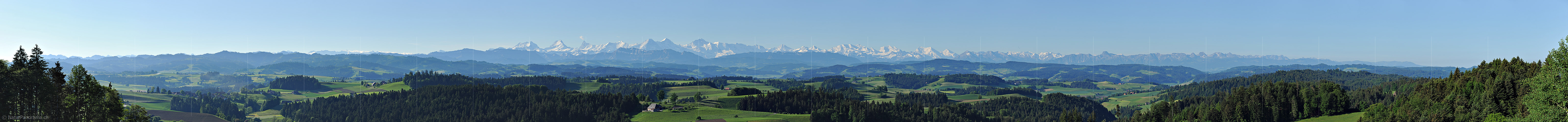 P007563a: Panoramic picture Emmental and the Bernese Alps form Lueg (Affoltern i.E., Switzerland)