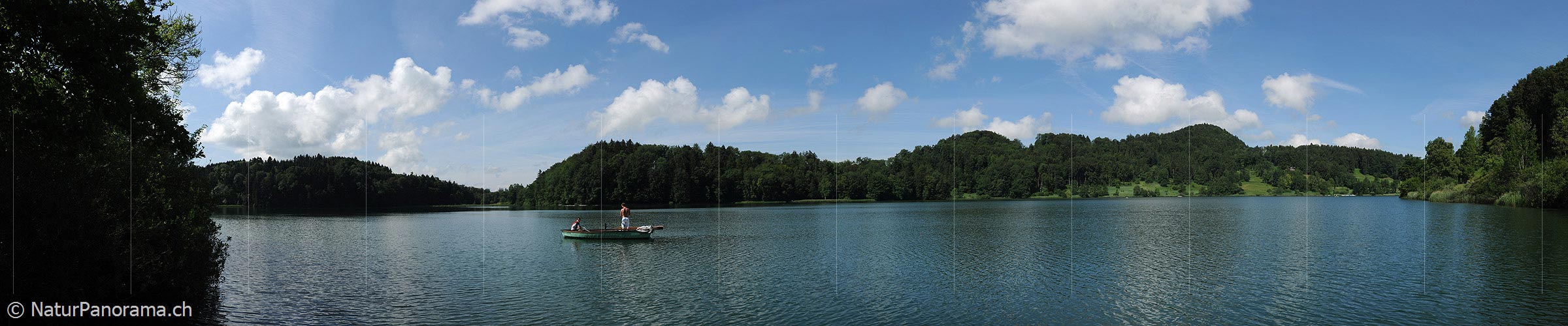 P007752: Panoramic picture fishing boat on Türlersee (Knonauer Amt, Switzerland)