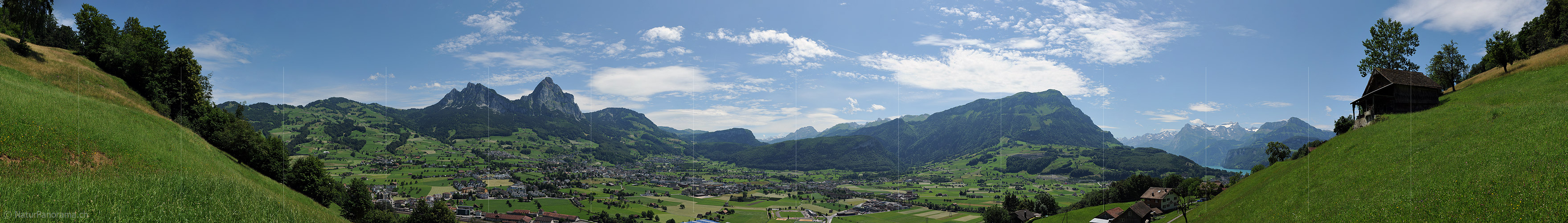 P007797: Panoramabild Schwyz, Kleiner Mythen und Grosser Mythen