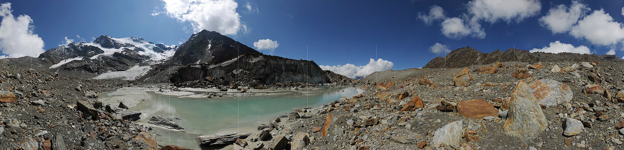 P008048: Grosspanorama Grüebugletscher mit Gletschersee und Eiswand
