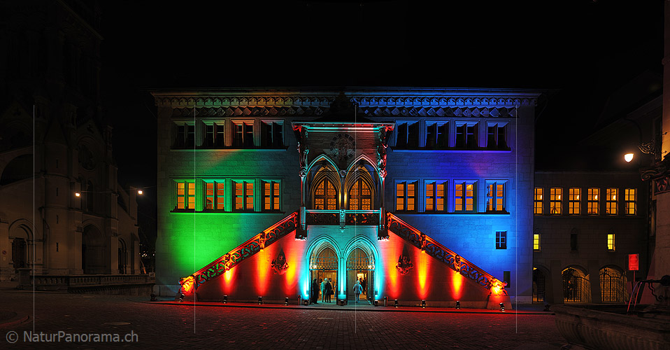 P009183: Panoramabild Berner Rathaus (Nachtaufnahme)