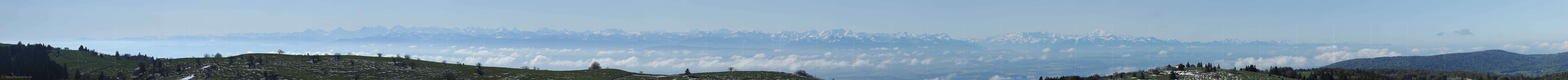 P009773: Alpenpanorama vom Le Soliat (Creux du Van)