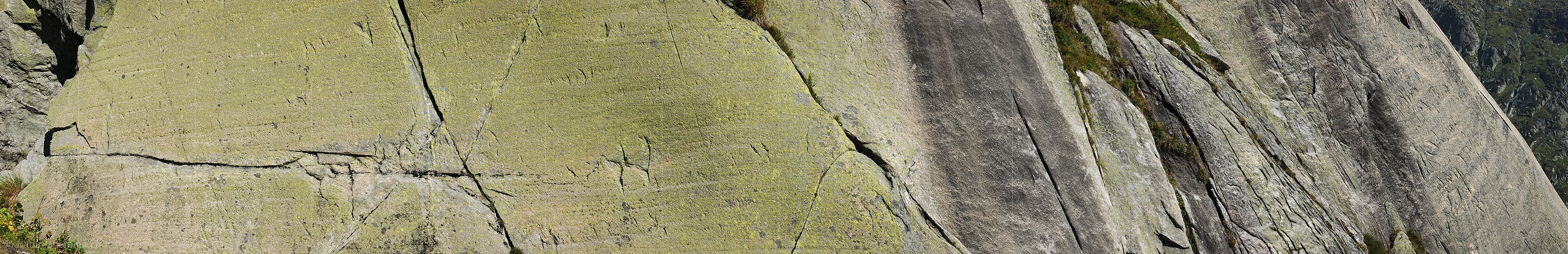 P010521: Panorama Risse in Felswand aus Aaregranit