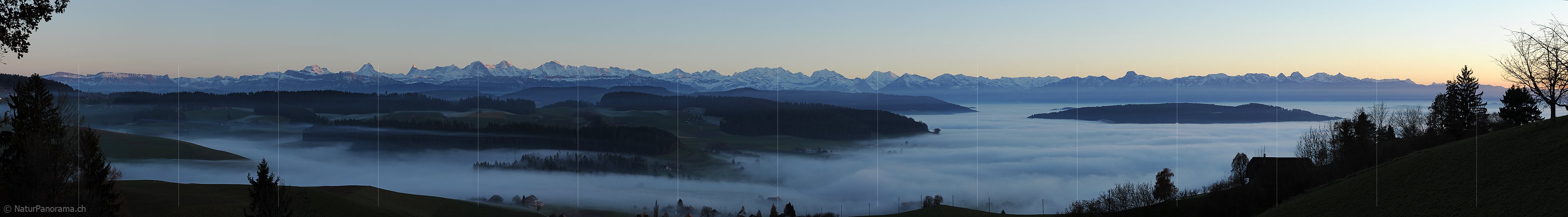 P010960: Panoramabild Nebelmeer über Biglen und Arnisäge