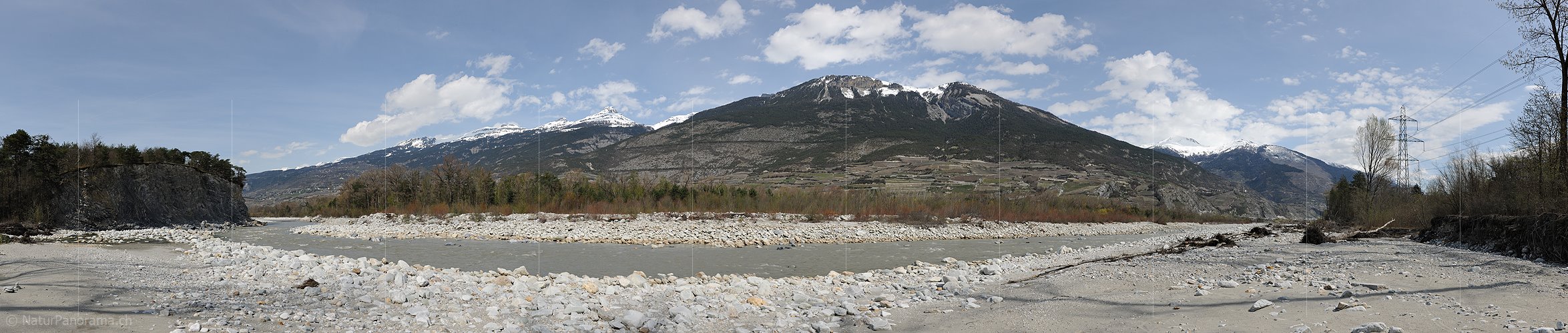 P012326: Panoramafoto der Rotten bei Salgesch
