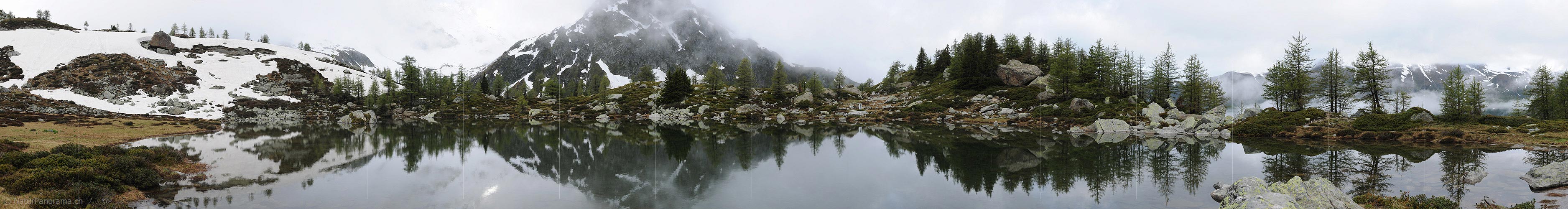 P012981: Panoramaic photo Mystic morning on mountain lake with reflection