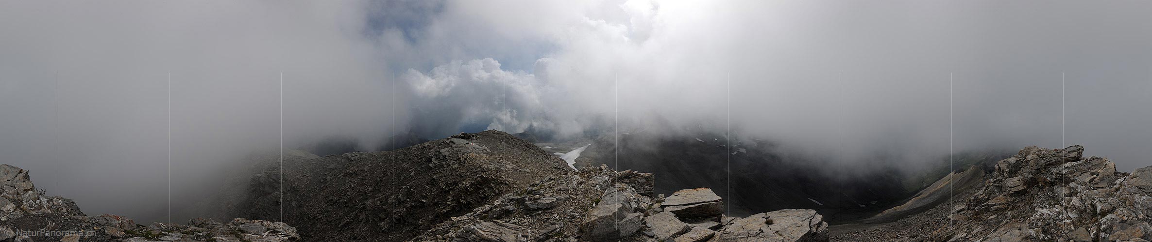 P013451: 360 ° Panorama clouds on the summit of the Schwalmere