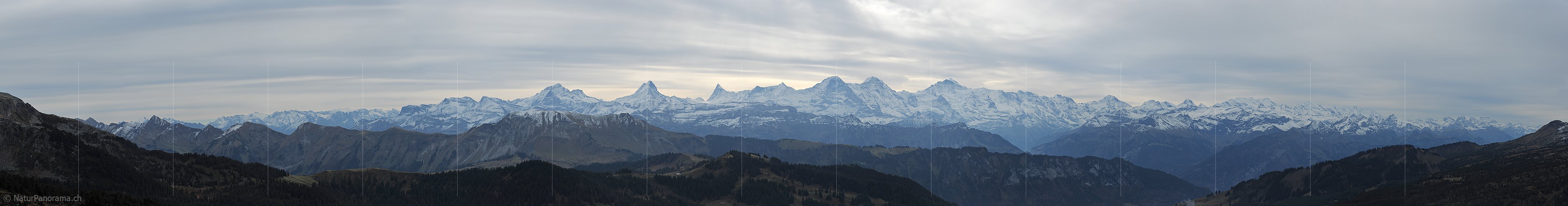 P013888: Panoramafoto Berner Alpen
