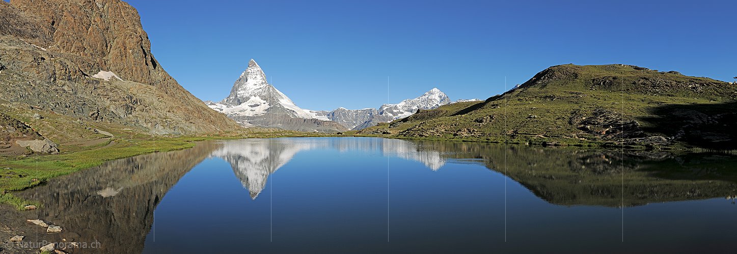 P014802: Panoramafoto Matterhorn und Riffelsee (Spiegelung)