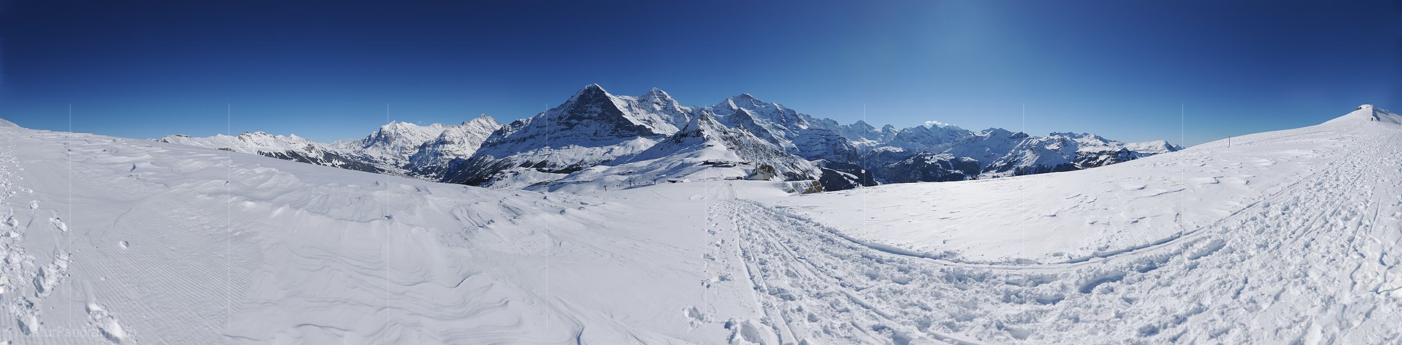P015757a: Gigapixel-Panoramafoto Berner Alpen mit Eiger, Mönch und Jungfrau im Winter