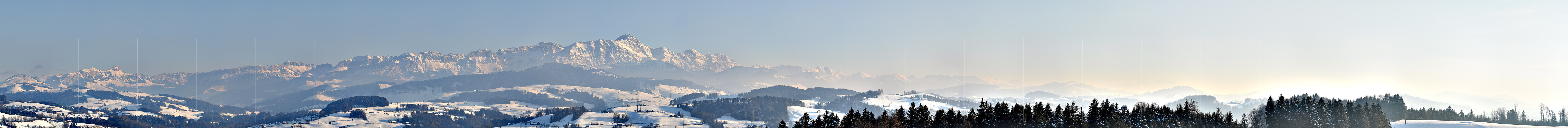 P017515e: Panorama Bergkette des Alpsteins mit Säntis von Norden (St.Gallen) ENTWURF