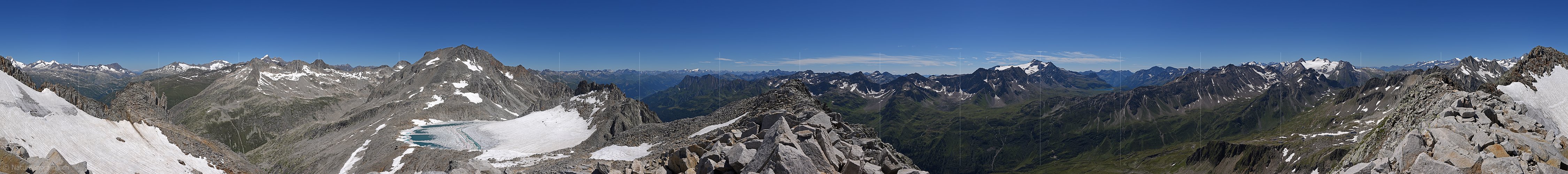 P018335: 360° Gipfelpanorama Poncione di Manio