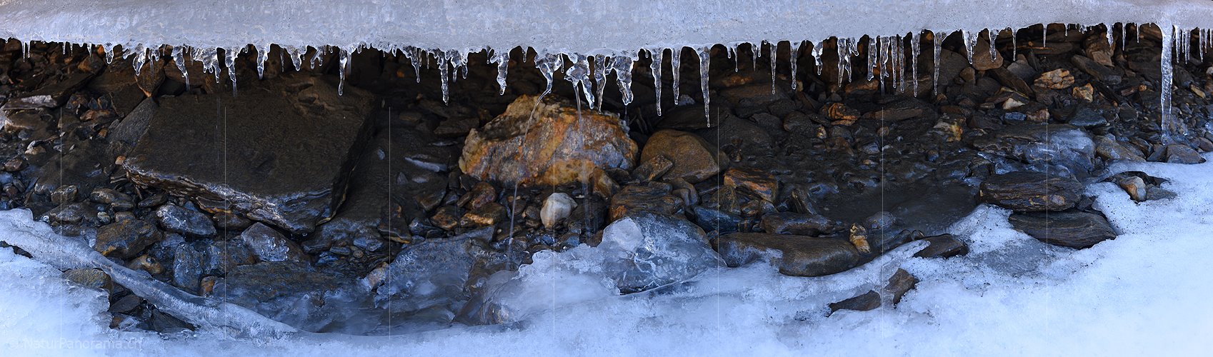 P018744: Panoramabild Eiszapfen