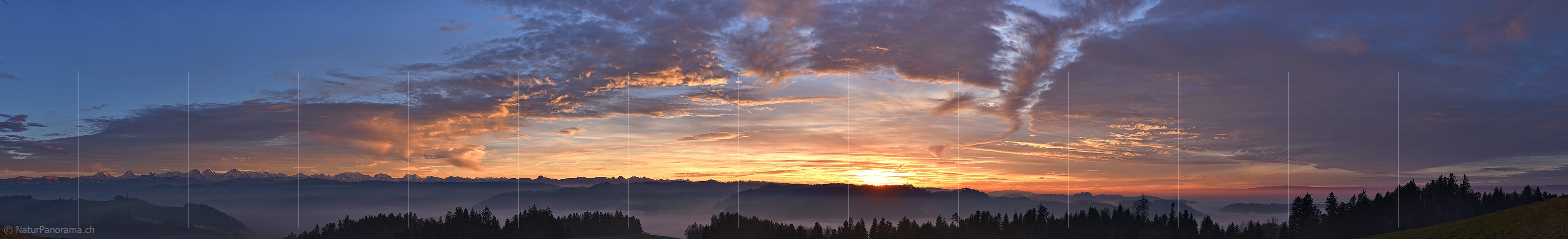 P019012: Panoramafoto Pastellfarbige Stimmung kurz vor dem Sonnenuntergang
