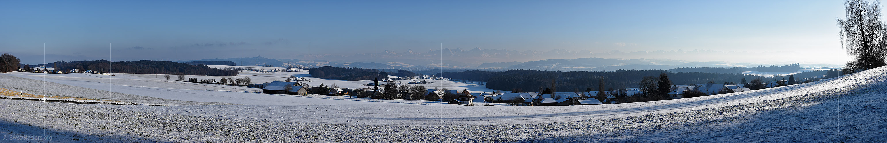 P019172a: Panoramafoto einer Winterlandschaft bei Meikirch