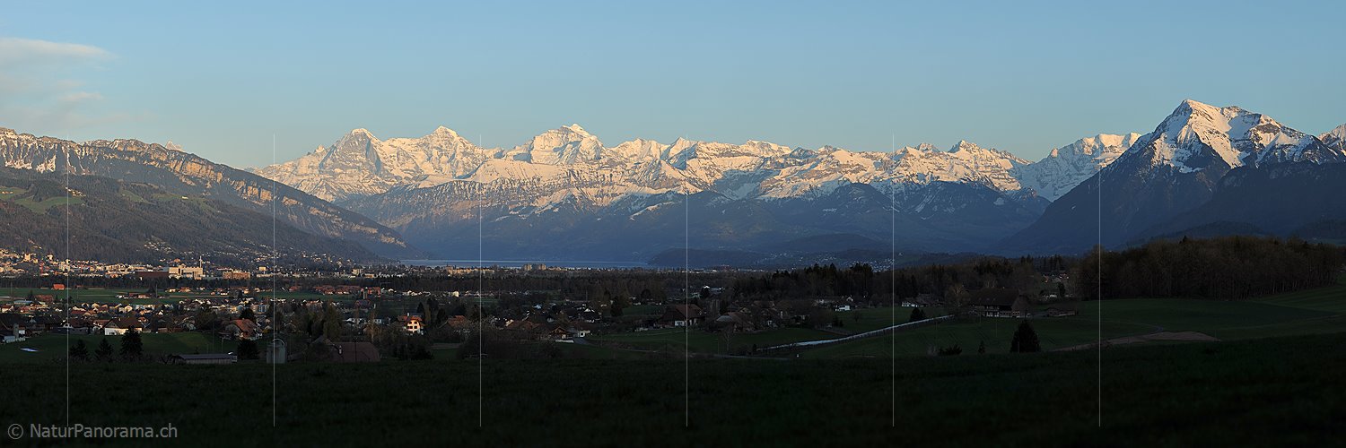 P019413: Panoramafoto Berner Alpen vom Aaretal