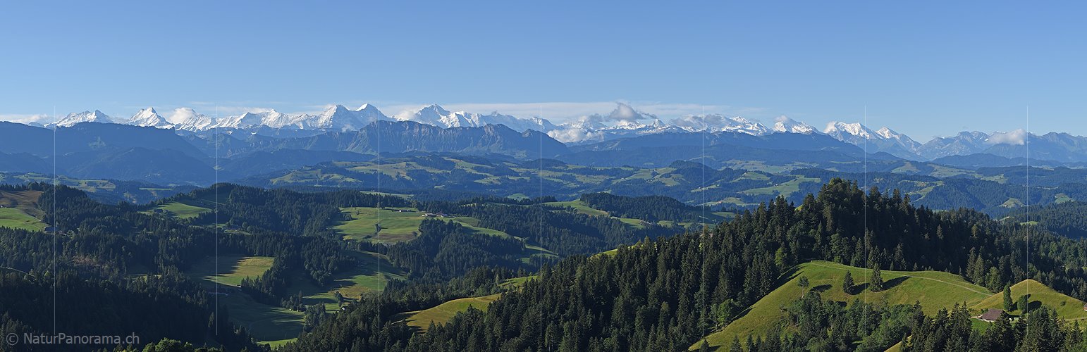 P020031a: Panoramabild Emmentaler Hügel und Täler
