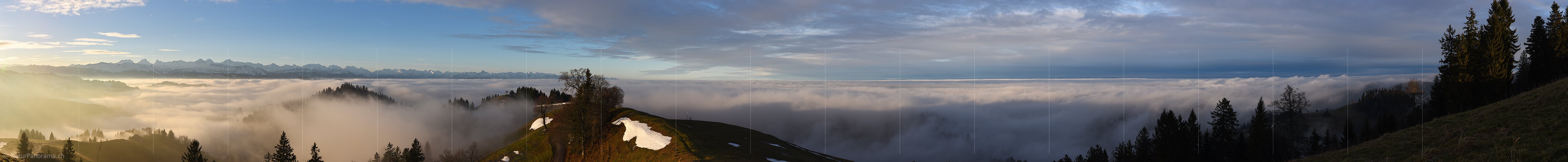 P020779a: Panoramic photo Sea of fog in front of the Bernese Alps and over the Central Plateau.
