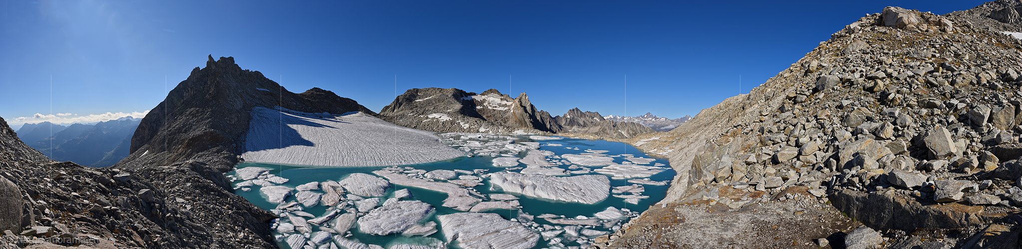 P022178: Panoramabild Chüebodengletscher (Stand 9.2018)