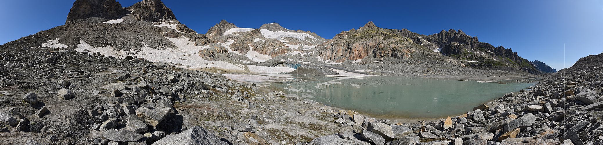 P023344: Panoramafoto Proglazialer See vor dem Tiefengletscher (Stand 8.2019)