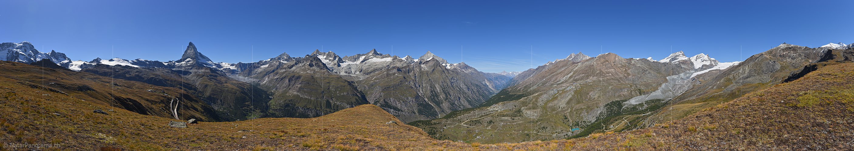 P023721: Panoramafoto Morgen über dem Mattertal