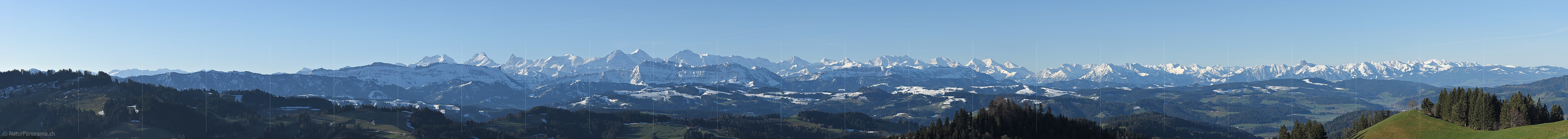 P025624: Panoramic photo Morning over the Emmental