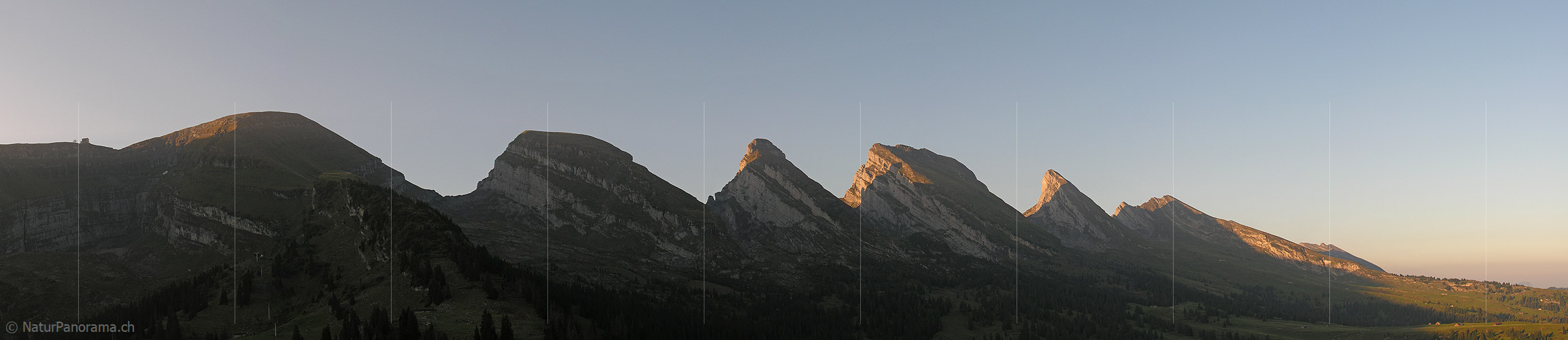 P000453a: Panoramabild Churfirsten