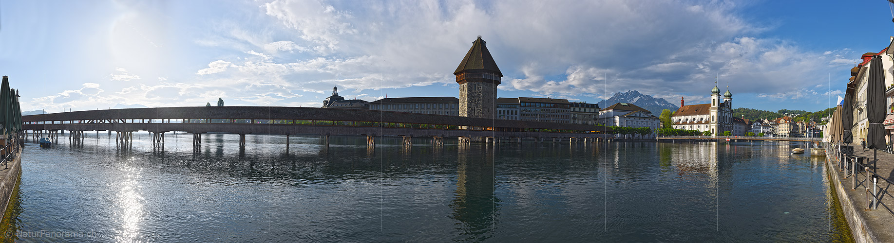 P021228: Panoramafoto Reuss bei Luzern mit Kapellbrücke, Wasserturm und Jesuitenkirche