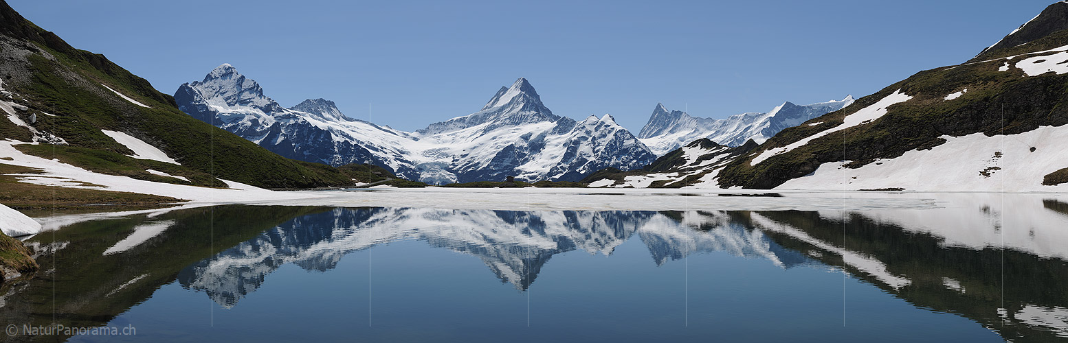 P013031c: Panoramafoto Spiegelung der Berner Alpen im Bachalpsee (Grindelwald)