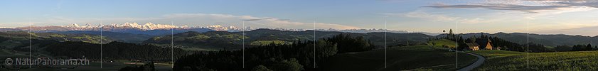 Panorama Emmental und Berner Alpen