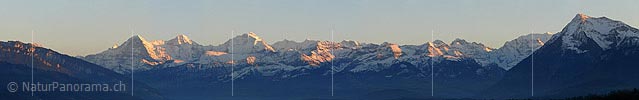 Alpenpanorama mit Abendstimmung