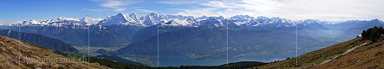 Grosspanorama Berner Alpen, Berner Voralpen und Thunersee