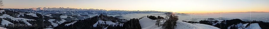 Panoramabild Sonnenuntergang über dem Emmental
