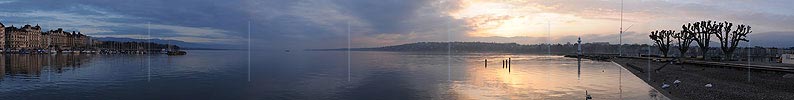 Panoramic image Early morning on Lake Geneva