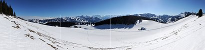 Panoramabild Winterlandschaft am Jaunpass