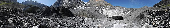 360° Panoramic view of glacier melting at Gamchi glacier