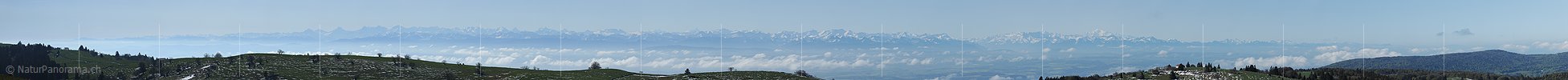 Alpenpanorama vom Le Soliat (Creux du Van)