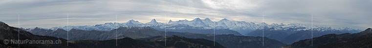 Panoramafoto Berner Alpen