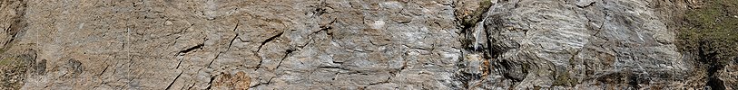 Panoramafoto Strukturierter Bündner Schiefer
