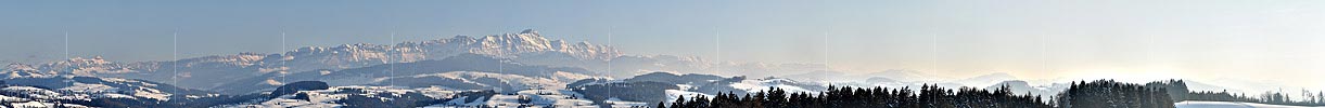Panorama Bergkette des Alpsteins mit Säntis von Norden (St.Gallen) ENTWURF