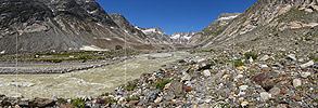 Panoramic photo On the way to Unteraar glacier and Lauteraar hut.
