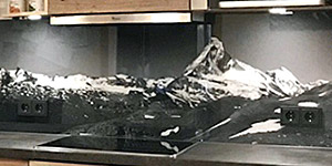 NaturPanorama.ch: Panoramafoto-Küchenrückwand aus Glas in Schwarz/Weiss